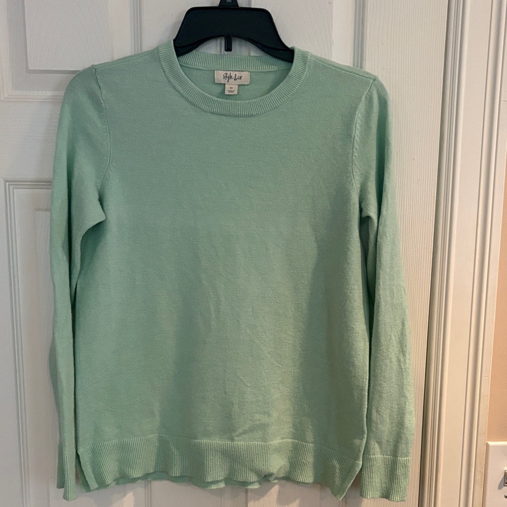 Women’s mint green sweater